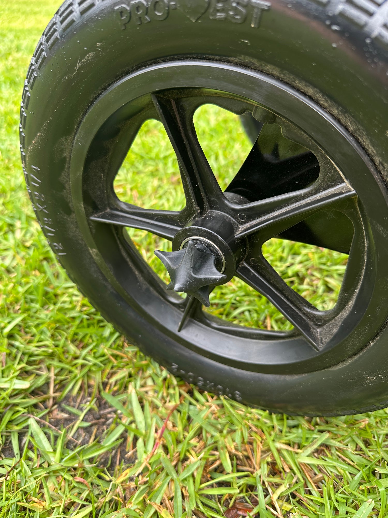 Upgrade Chariot Axle Nut